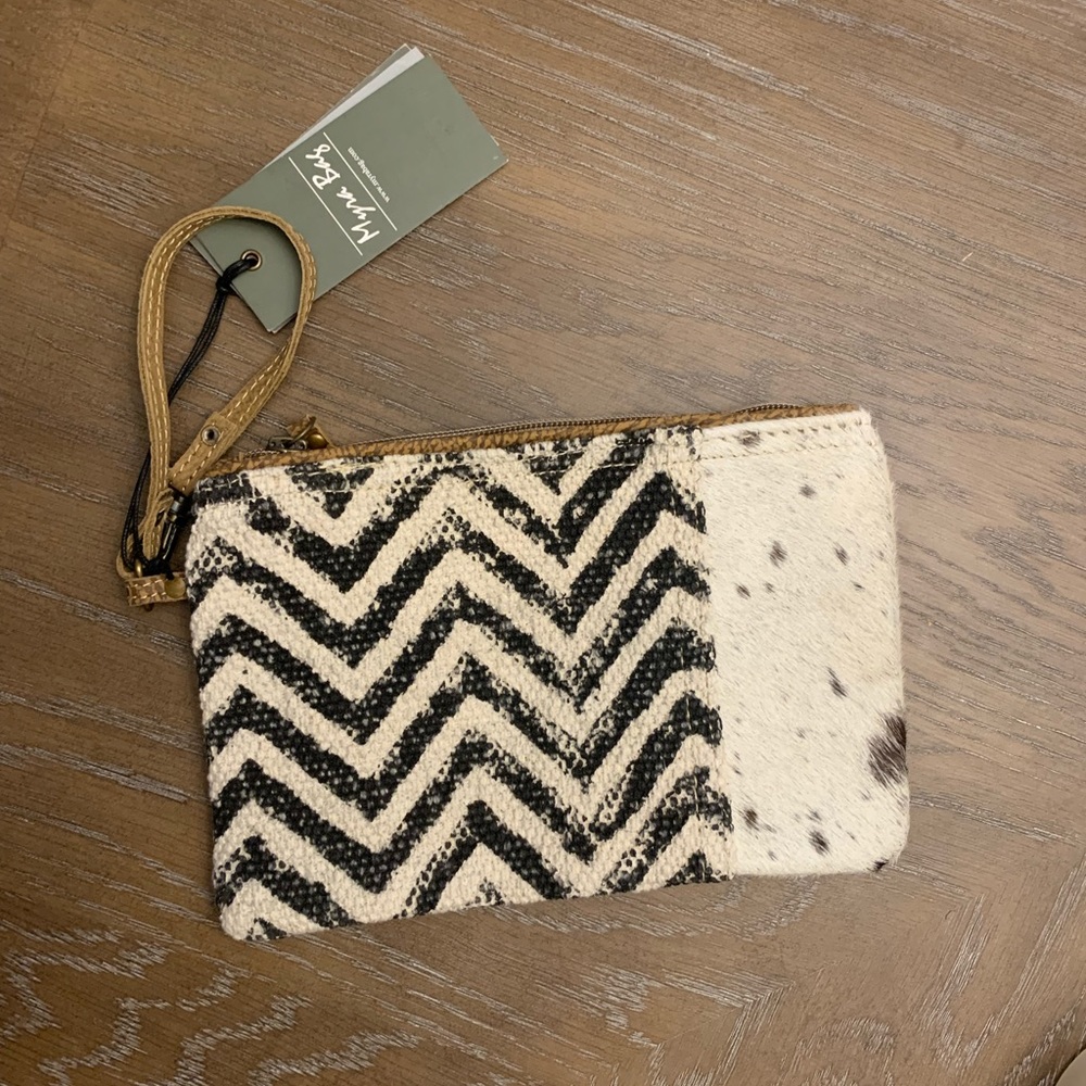 Myra bag wristlet